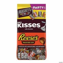 Cheapest 🧨 HERSHEY'S, REESE'S, KISSES Milk Chocolate 🍬 Candy Assortment, 35 oz ✨